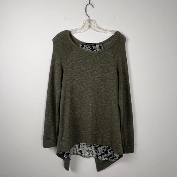 Green Envelope Tops - Women's Green Envelope Olive Layered Hem Sweater S